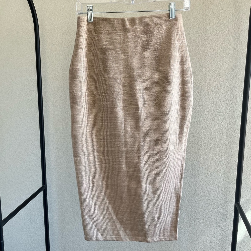LOVERS + FRIENDS x REVOLVE | Tavia Midi Knit Slit Skirt in Tan Gradient | Size S - Picture 4 of 9
